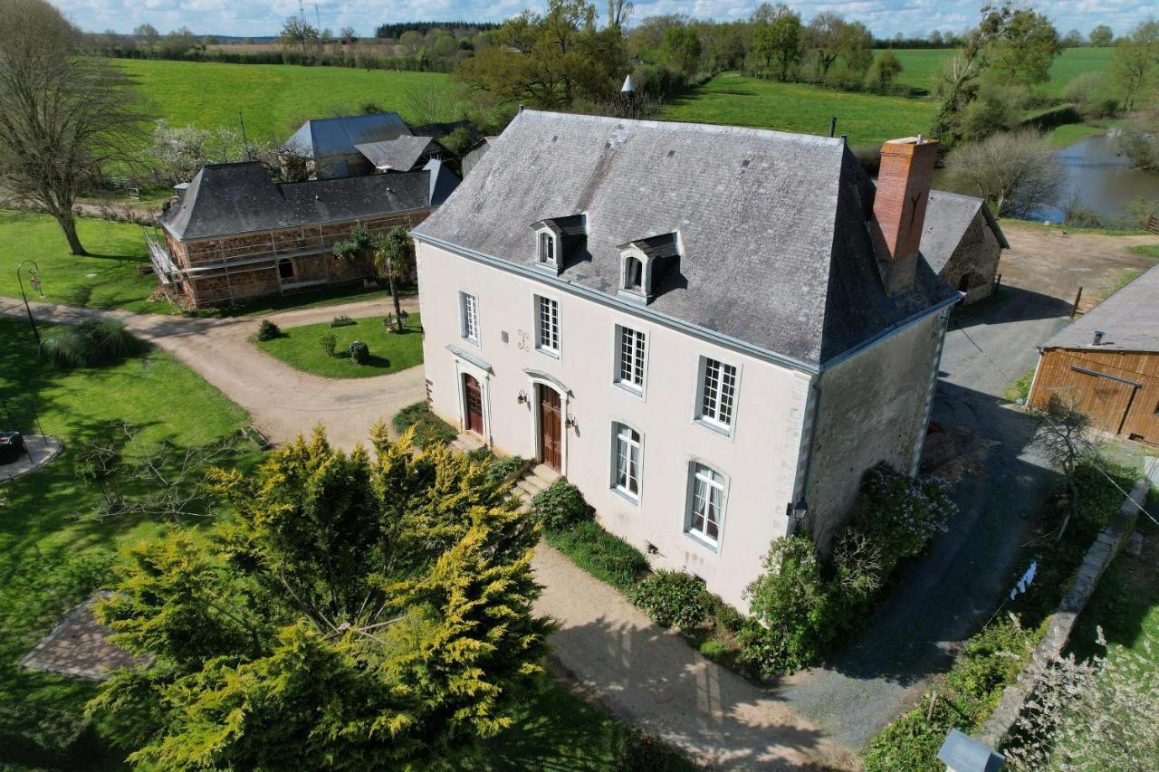 Le Bas Chitray Bed and Breakfast Ménil Eksteriør billede