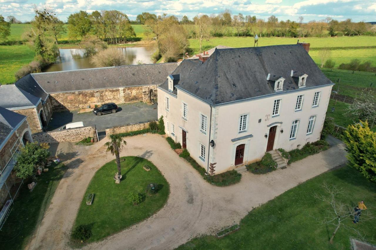 Le Bas Chitray Bed and Breakfast Ménil Eksteriør billede